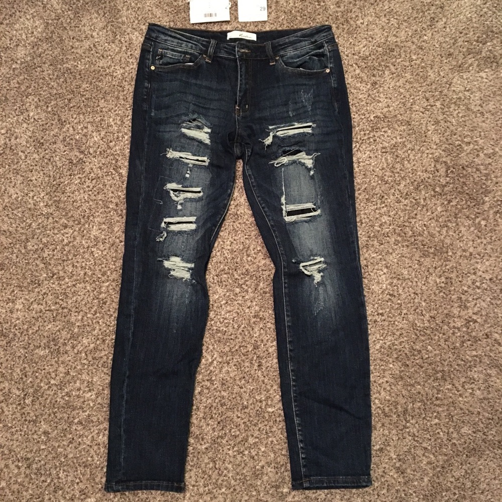 Kan Can torn up jeans size 11